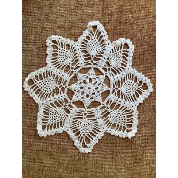 Handmade Crochet Intricate Pattern Floral Sunflower Starburst Doily 11.5" White - Picture 1 of 3